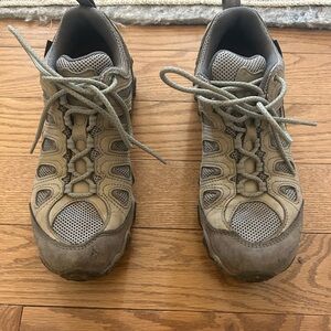 Women’s Oboz Tan Hiking Shoes